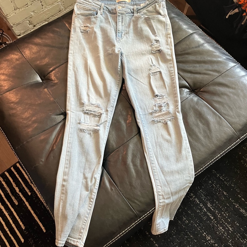 Levi’s Light Blue High Rise Distressed Women's Jeans